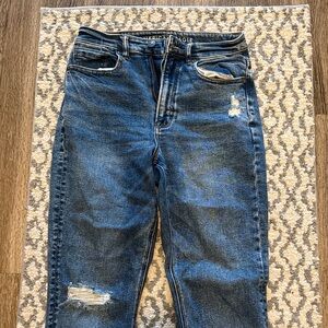 American Eagle high rise mom Jean